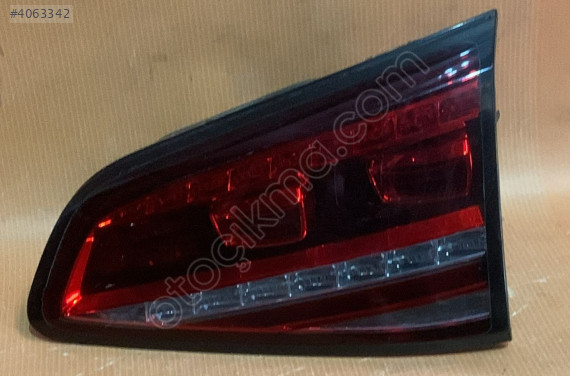 VOLKSWAGEN GOLF 7 LEDLİ SAĞ İÇ STOP 5G0945308F
