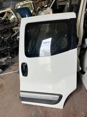 Fiat Fiorino sol sürgülü kapı dolu çıkma orijinal