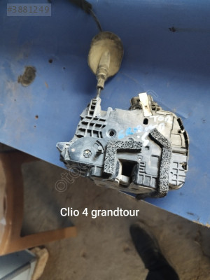 Renault Clio 4 grandtour arka sağ