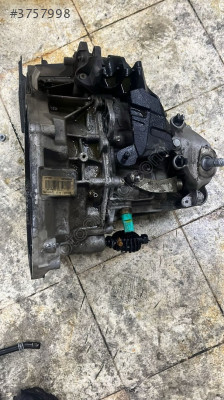 1.0 tce motor şanzıman Dacia duster Reno Clio JT4