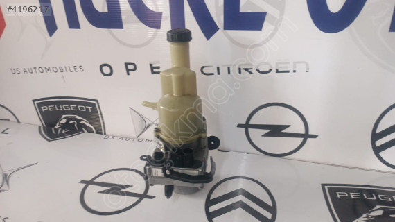 Peugeot Expert Citroen Jumpy direksiyon pompası 9818127580