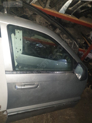 GRAND CHEROKEE SAĞ ÖN KAPI