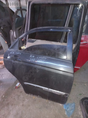 KİA CERATO SAĞ ARKA KAPI
