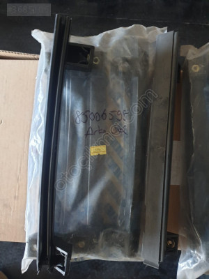 Tofaş DKS on kapi sol cam kanalı arka 85006598