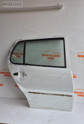 98 Polo sağ arka kapıdolu