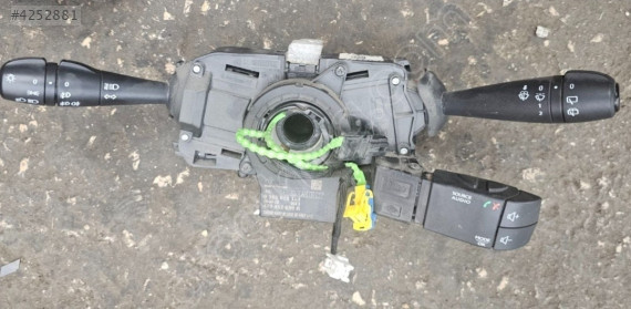DACİA SANDERO SİNYAL SİLECEK KOLU