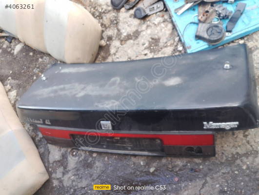 RENAULT 21 BAGAJ KAPAĞI