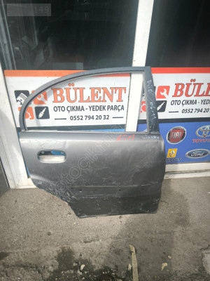 Kia Rio sağ arka kapı orijinal çıkma