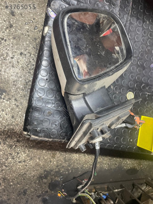 Citroen Berlingo sol ayna