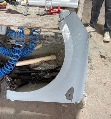 2023/2025 RENAULT CLİO 5.5 KAYA GRİ SOL ÖN ÇAMURLUK ORJINAL