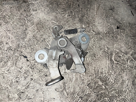 RENAULT R19 KAPUT KİLİDİ