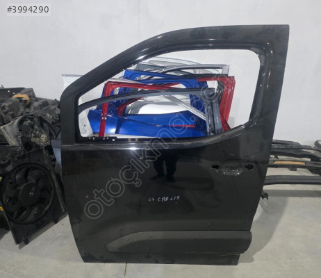 TOYOTA PROACE CITY SİYAH SOL ÖN KAPI ORJINAL BOYASIZ