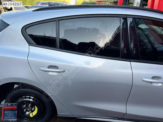 FORD FOCUS 4 SAĞ ARKA KAPI GRİ HATASIZ 2019-2025