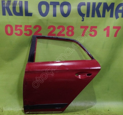 Hyundai i20 2015m sağ ön kapı