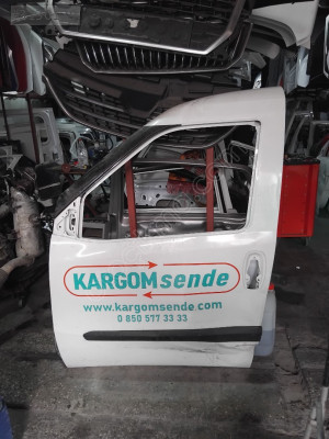 FİAT DOBLO SOL ÖN KAPI WEST OTO ÇIKMADA