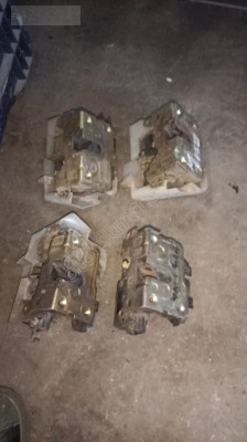 Renault Megane 1 sağ ön sol ön kapı kilitleri