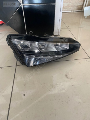 Skoda scala sağ far