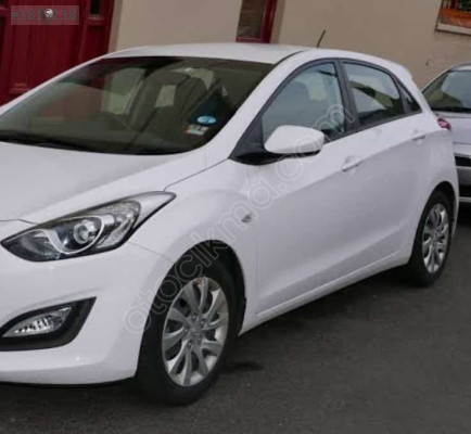 HYUNDAİ İ30 SAĞ ÖN KAPI