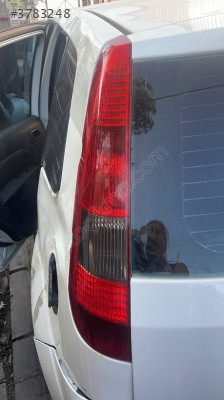 Ford Fiesta sol arka stop