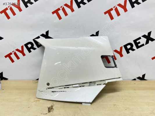 DS4 Sağ Tampon Köşesi  23-25 Orjinal