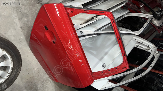 AUDİ A3 HB ÇIKMA ORJİNAL SAĞ ARKA KAPI BD2