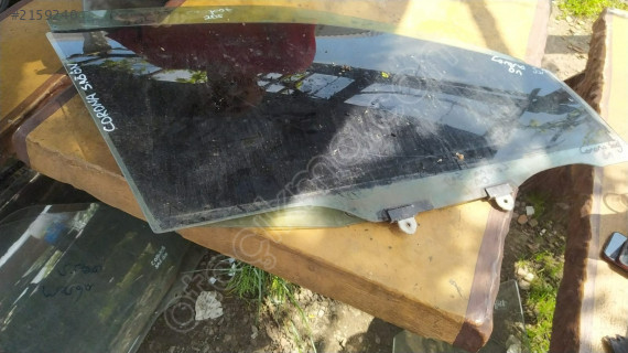 Corana sağ ön kapı camı çıkma