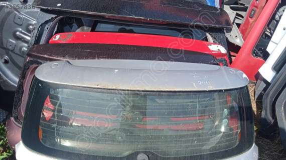 Suzuki awift bagaj spoyler yedek parça