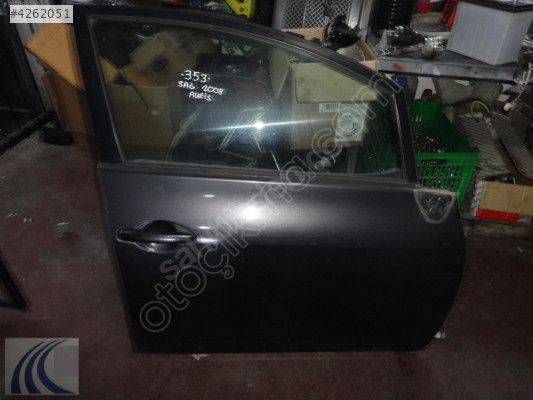 TOYOTA AURIS 2008 ÇIKMA SAĞ ÖN KAPI