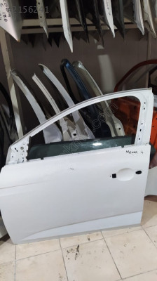 MEGANE 4 SOL ÖN KAPI ORJİNAL ÇIKMA