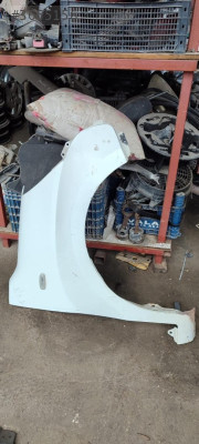 Fiat Fiorino sağ ön çamurluk orijinal