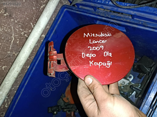 MİTSUBİSHİ LANCER DEPO KAPAĞI