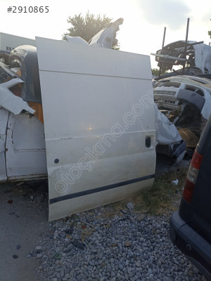 Ford Transit Sağ Sürgülü kapı