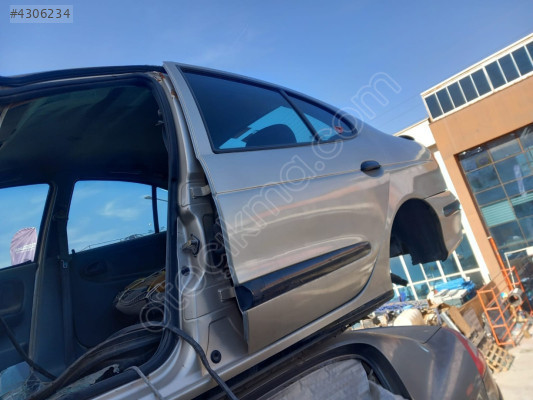Renault megane 1 sol arka kapı