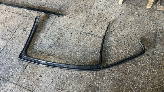 2012-2015 WV JETTA SOL ARKA ÇERÇEVE FİTİL ORJ ÇIKMA