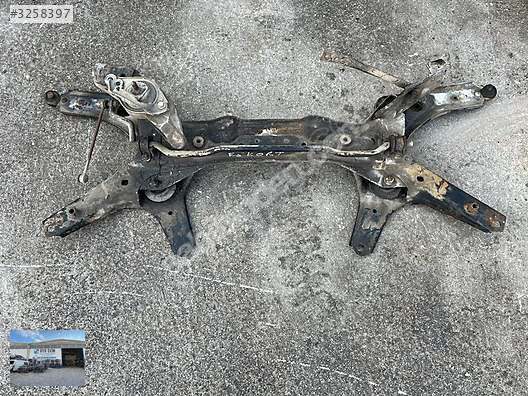 OTO CEMDEN ÇIKMA FORD ESCORT MOTOR TRAVERSİ