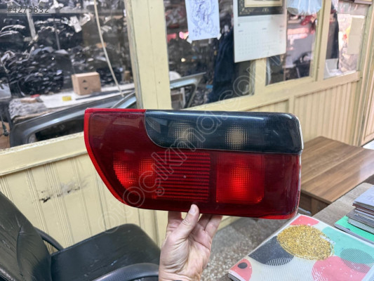 RENAULT 9 SAĞ STOP RNİ ÇIKMA TEMİZ ÜRÜN
