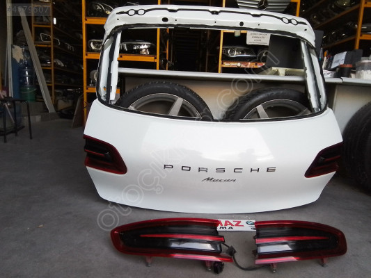 PORSCHE MACAN BAGAJ KAPAĞI BOŞ