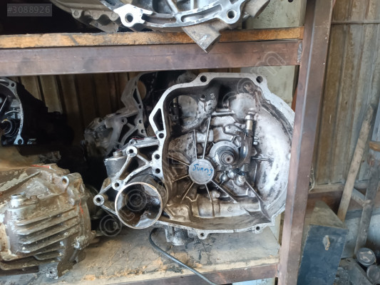 Nissan sunny komple şanzıman orijinal çıkma