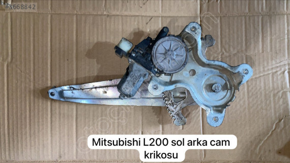 MİTSUBİSHİ L200 SOL ARKA CAM KRİKOSU  (XS2104S25)