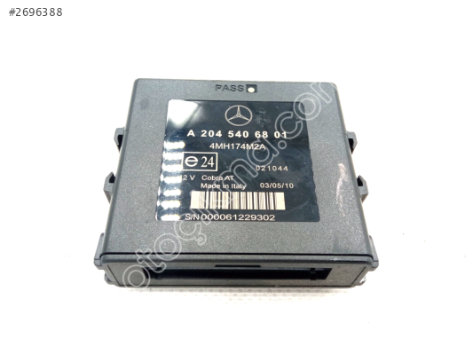 Mercedes W204 Parktronik Modülü Beyni	A2045406801 Garantili Parça