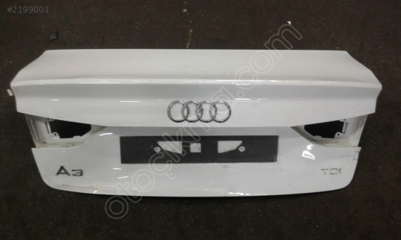 AUDİ A3 BAGAJ KAPAĞI VE TÜM ÇIKMA ORJİNAL PARÇALAR