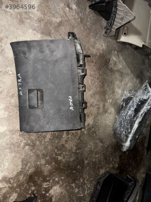 OPEL ASTRA TORPİDO KAPAĞI
