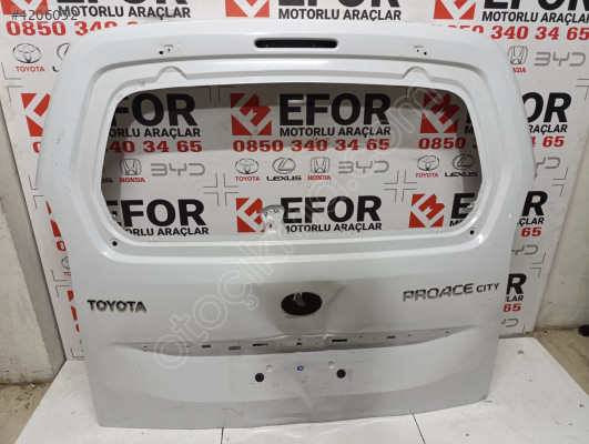 TOYOTA PROACE BAGAJ KAPAĞI ÇIKMA ORİJİNAL PARÇA