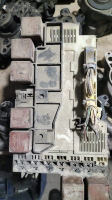 7700411321C 21624656-3D Renault 6195 Clio 2 sigorta kutusu