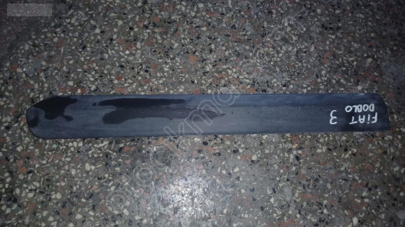 2010-2015 Fiat Doblo 3 sağ arka sürgülü kapı çıtası