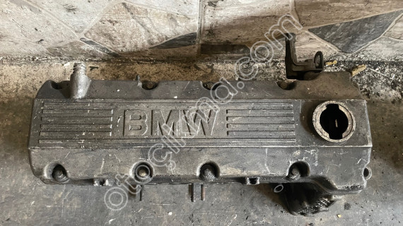 BMW E46 3.16İ 3.18İ MOTOR ORJİNAL SİLİNDİR KAPAĞI 1 734 203