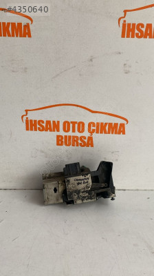 Ford connect sağ ön kapı kilidi orjinal çıkma