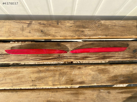 A2178200174 MERCEDES E SERİSİ-S SERİSİ ARKA TAMPON REFLEKTÖRLERİ