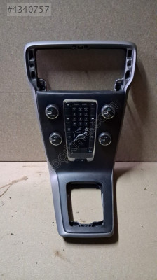 2014/18 VOLVO V40 RADYO-KLİMA KONTROL ÜNİTESİ SÖKME ORJİNAL