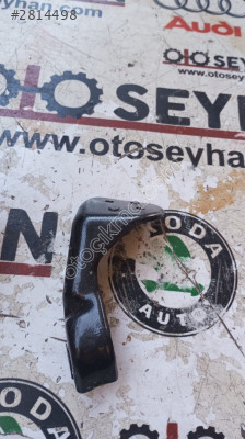 8K1863159B Audi A4 2014 göğüs bağlantı demiri braketi